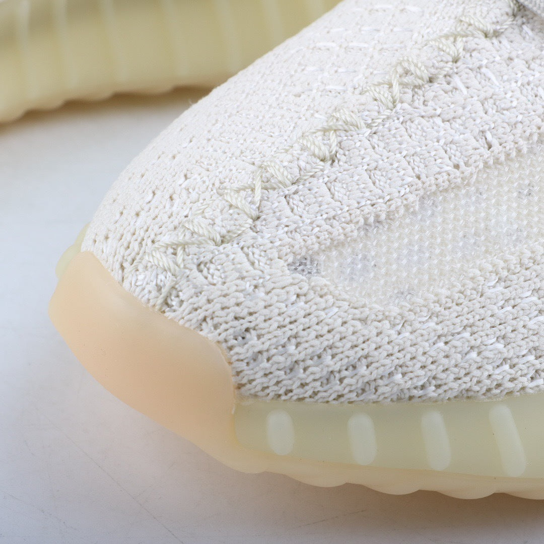 Adidas Yeezy 350 V2 Light