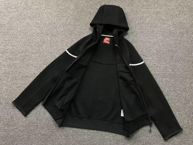 Jaqueta Nike Tech Fleece Preta (Reflective)