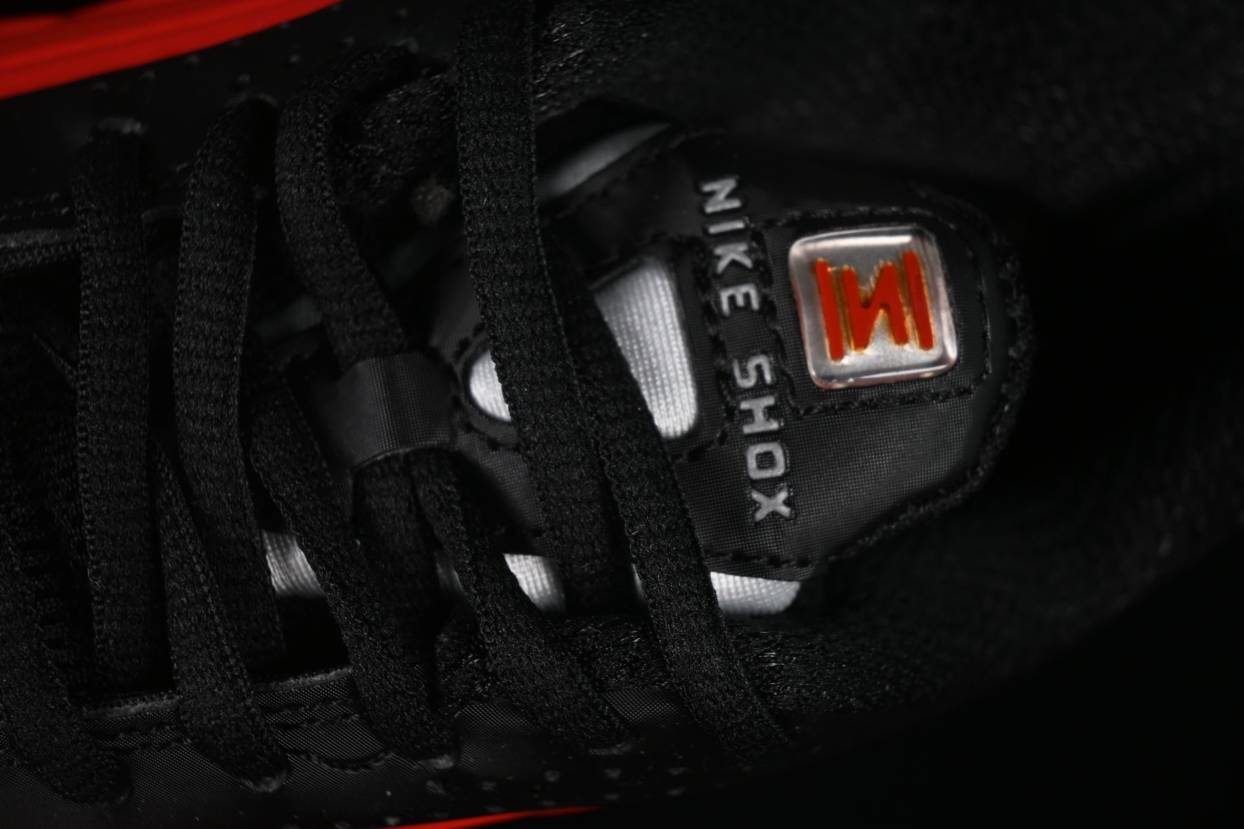 Nike Shox R4 Black Red