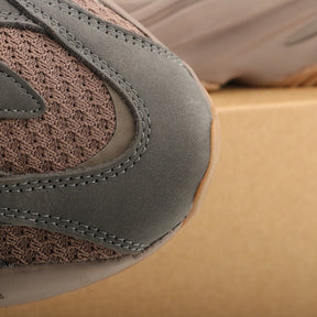 Adidas Yeezy 700 V2 Mauve