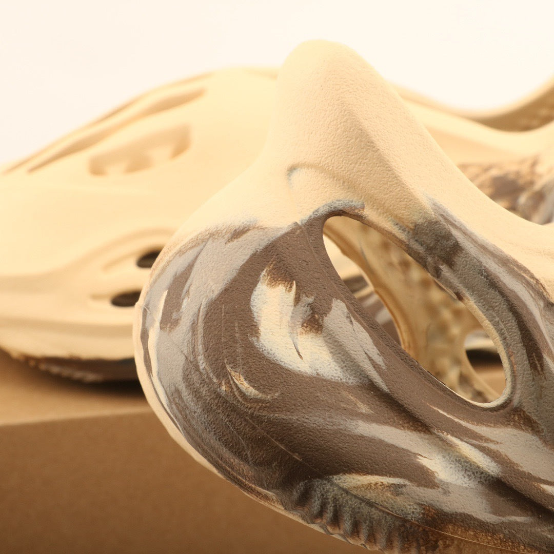 Adidas Yeezy Foam Runner MX Cream