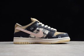 Travis Scott x Nike SB Dunk Low Cactus Jack