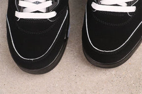 Air Jordan 5 Retro OG Black Metallic