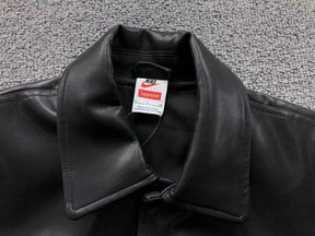 Jaqueta Supreme x Nike Varsity Preta