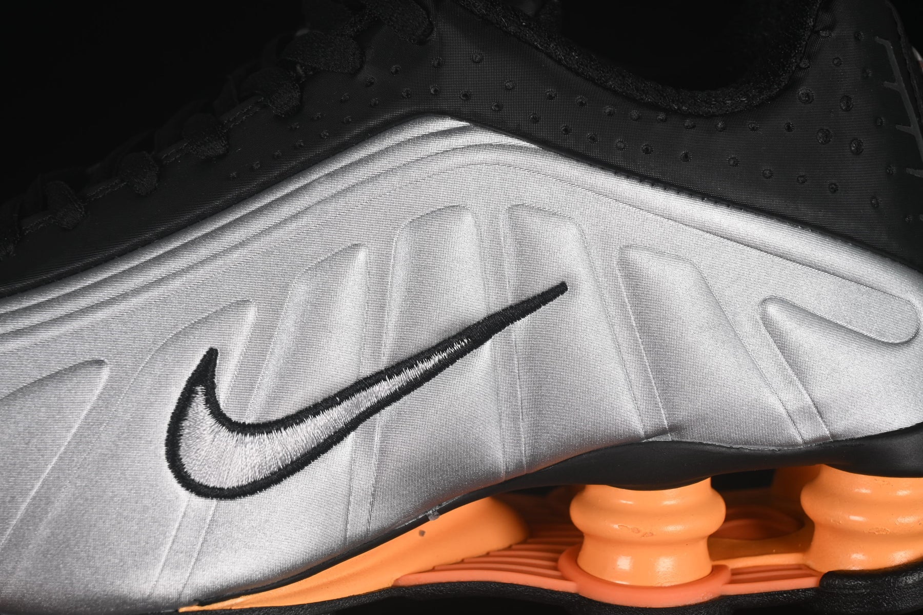 Nike Shox R4 Black Silver Orange