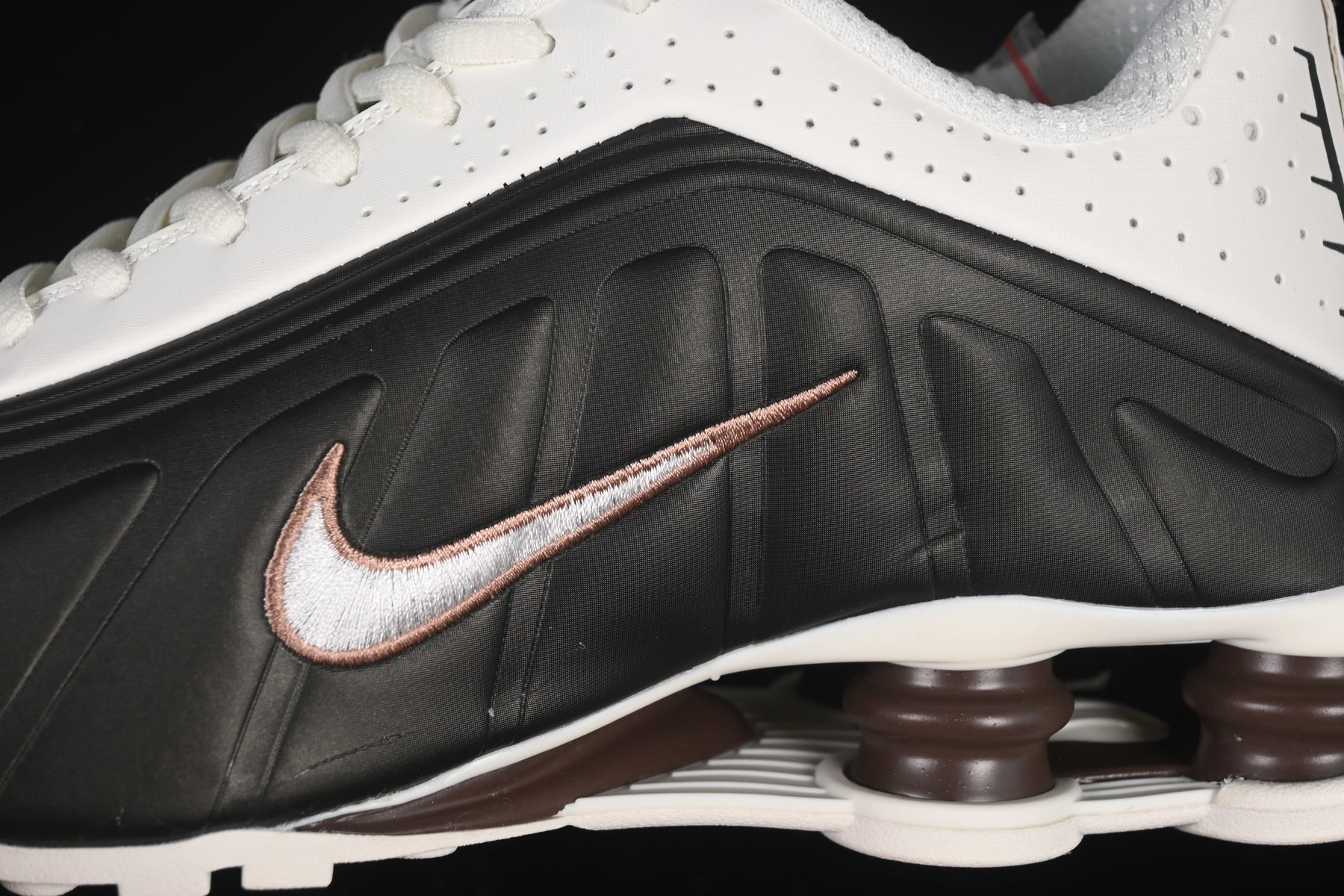 Nike Shox R4 Fauna Brown