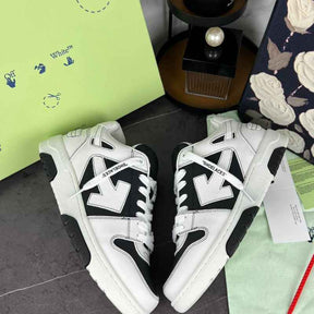 Off-White Out of Office White Black
