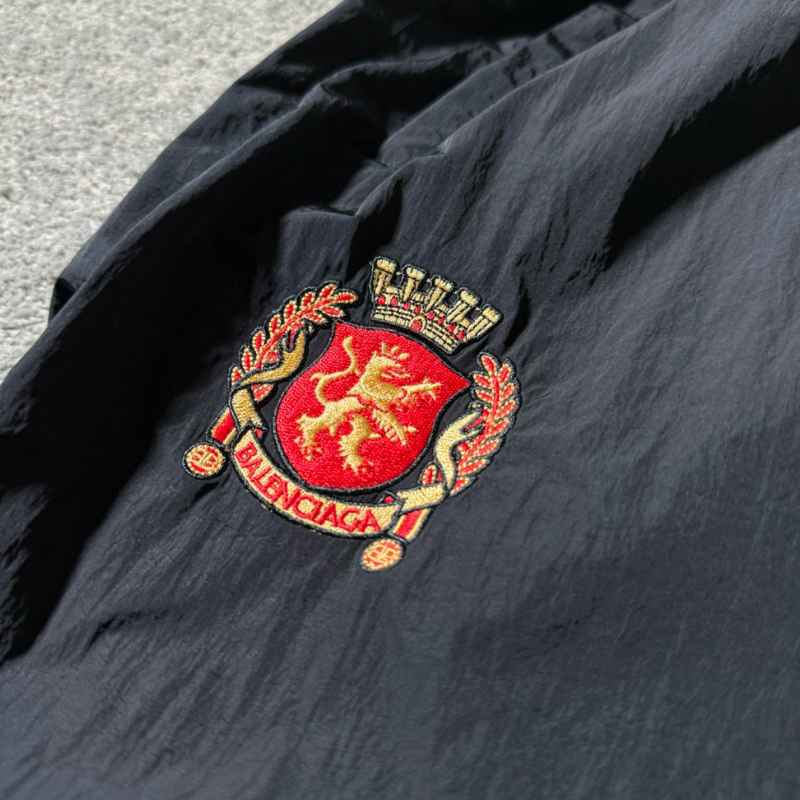 Calça Balenciaga Soccer Paris