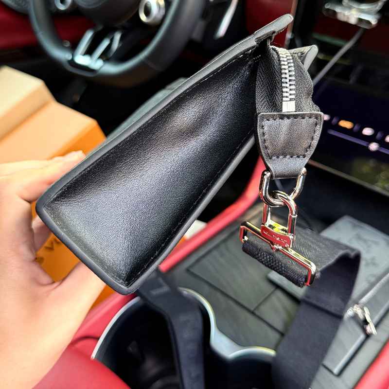 Bag Louis Vuitton Gaston Monogram