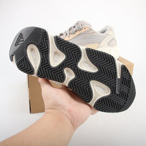 Adidas Yeezy 700 V2 Cream