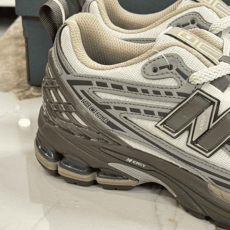 New Balance 1906R Rose Runner