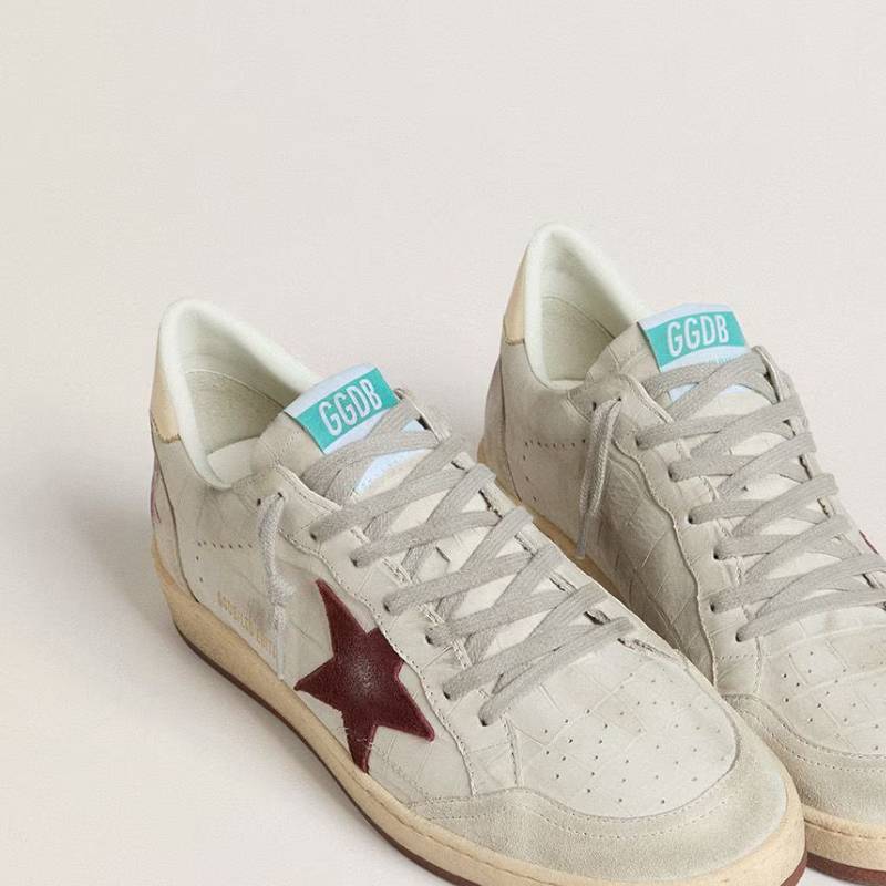 Golden Goose Ball Star 'Sneakers' White Star Red