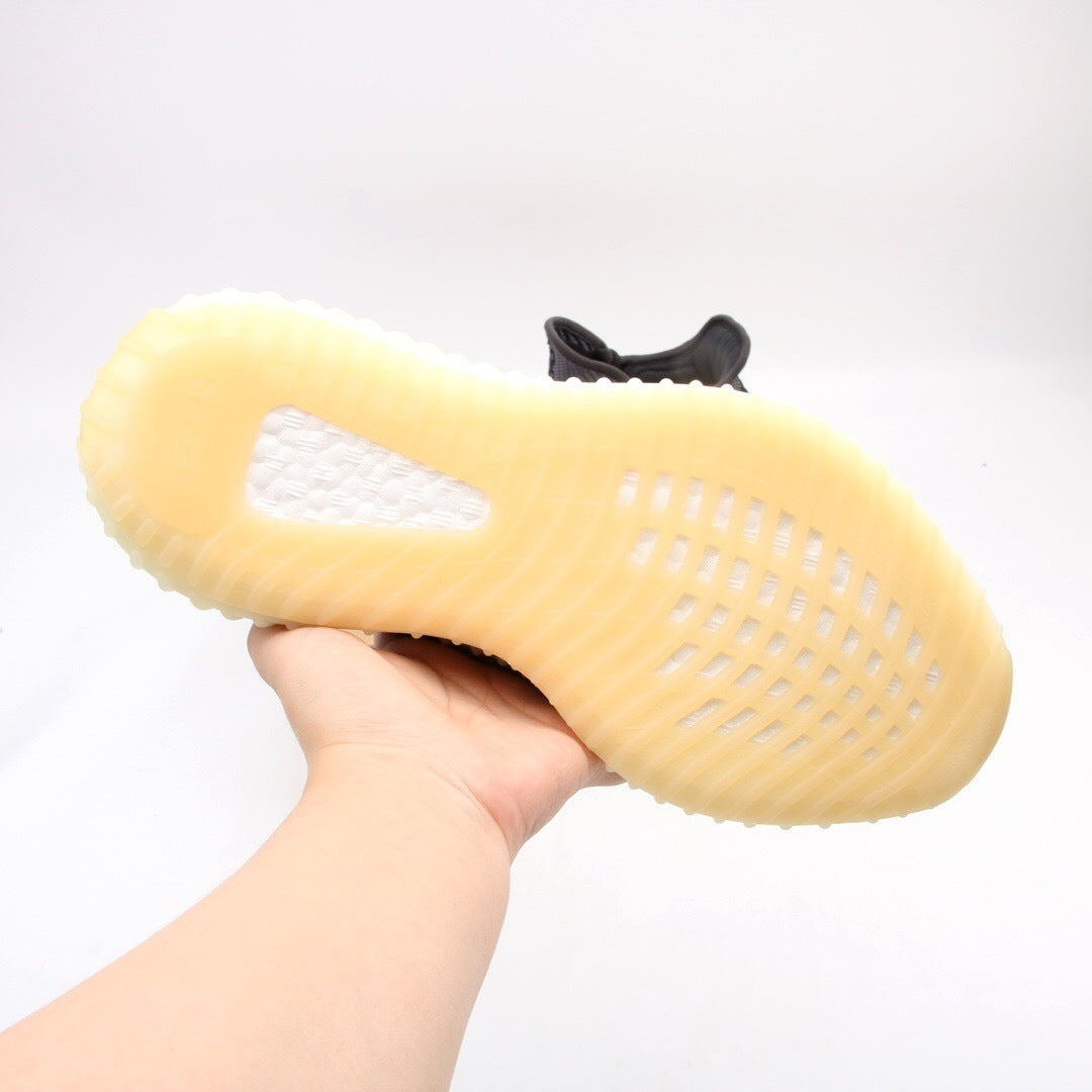 Adidas Yeezy 350 V2 Carbon