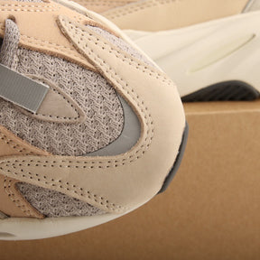 Adidas Yeezy 700 V2 Cream