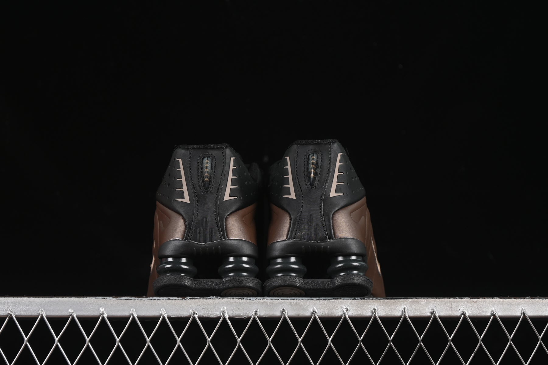 Nike Shox R4 OFF Noir