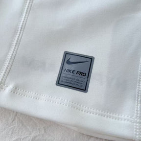 Balaclava Nike Pro Therma Hyperwarm Branca