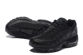 Nike Air Max 95 Triple Black