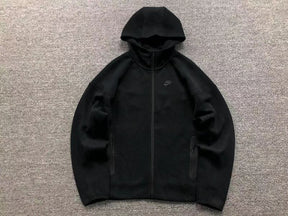 Jaqueta Nike Tech Fleece Preta 2023