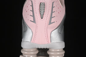 Nike Shox R4 Barely Rose