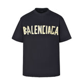 Camiseta Balenciaga Tape Type Preta