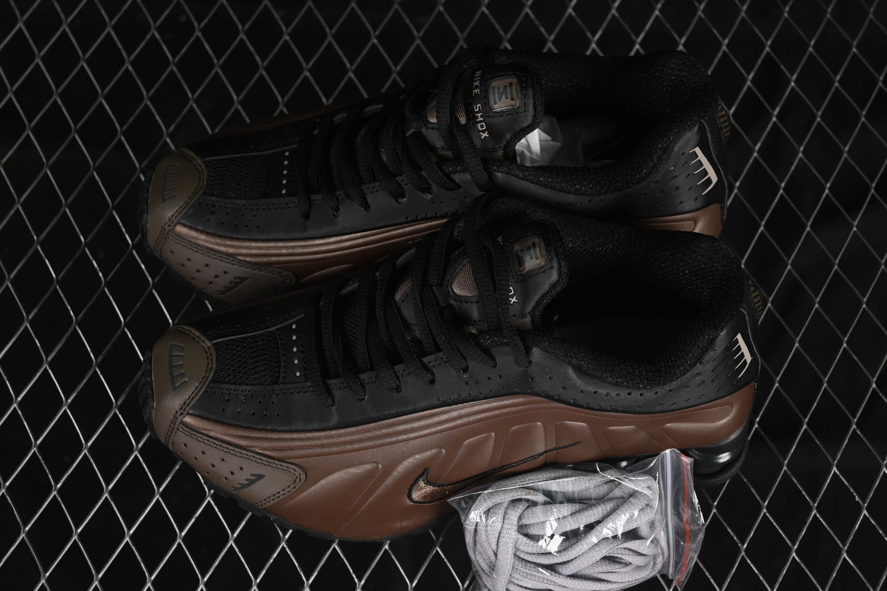 Nike Shox R4 OFF Noir