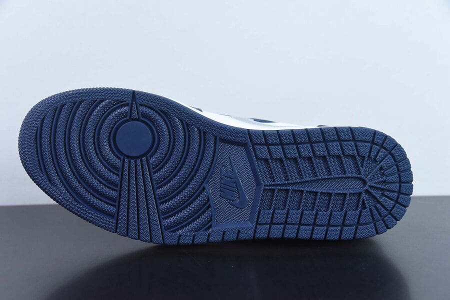 Air Jordan 1 Low SB Midnight Navy