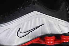 Nike Shox R4 Black Silver Red