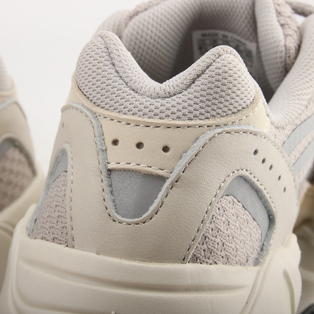 Adidas Yeezy 700 V2 Cream