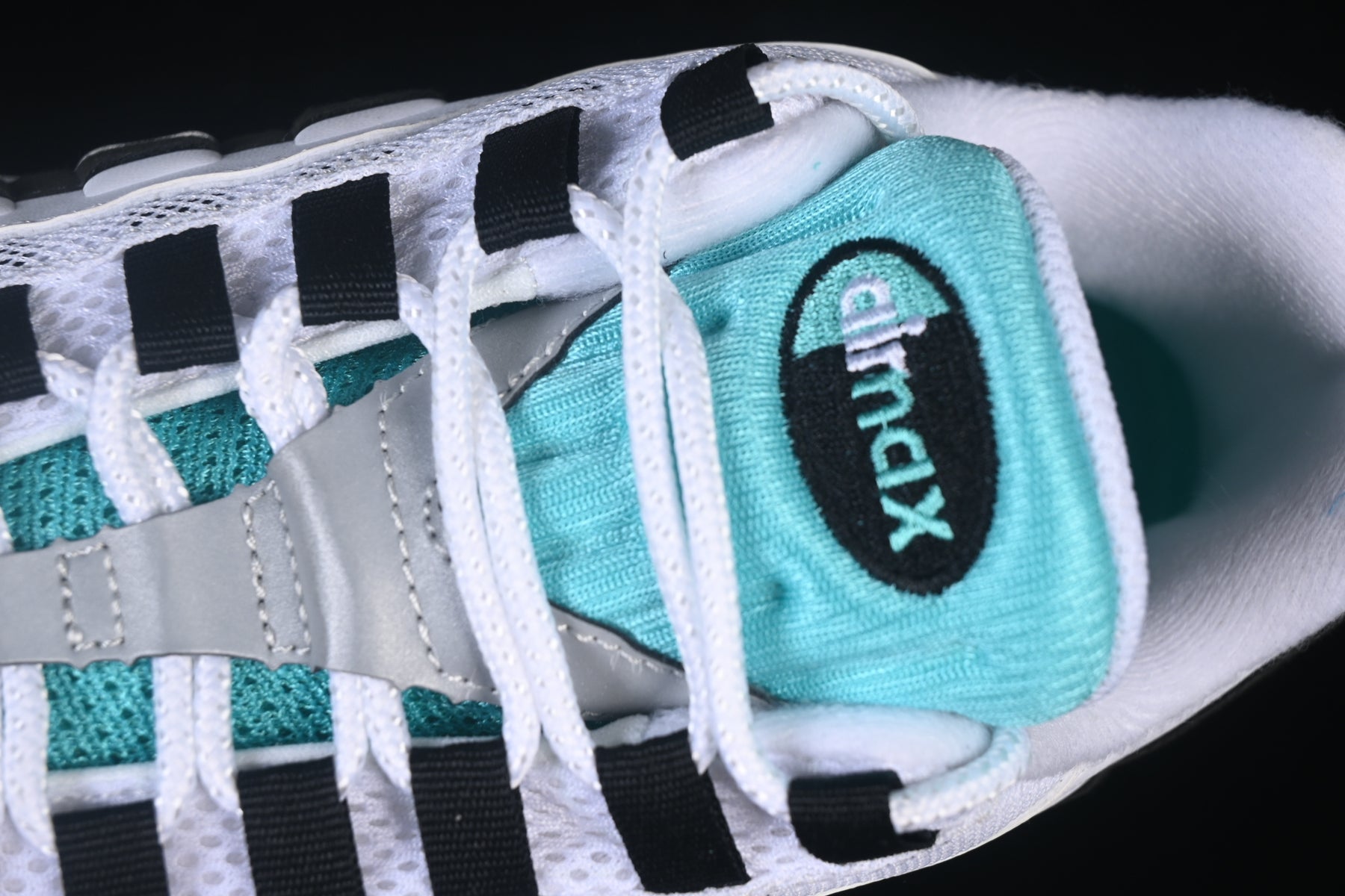 Nike Air Max 95 Black Border