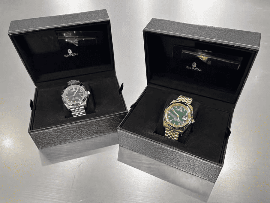 Relógio BAPE Type 6 BAPEX Dourado