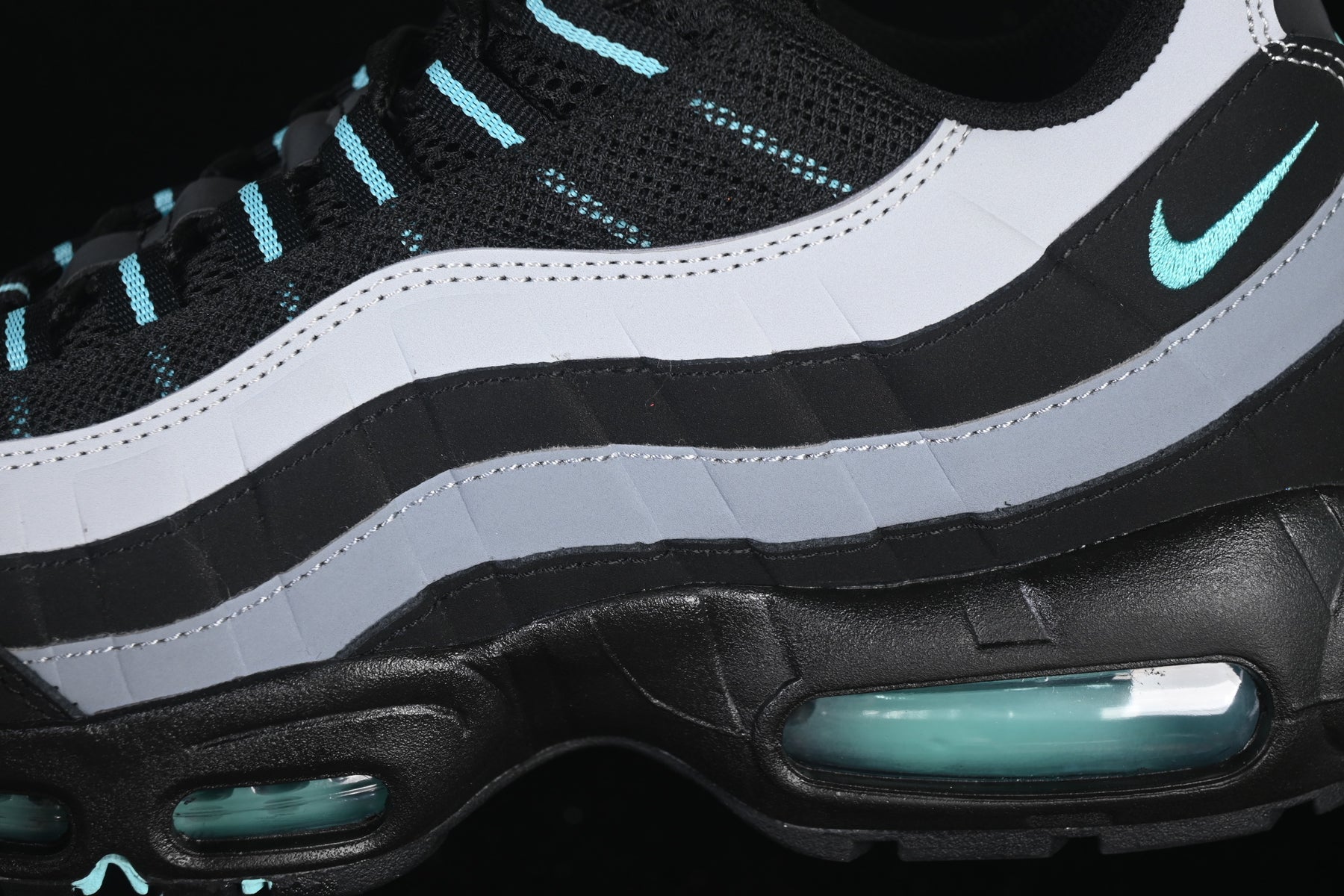Nike Air Max 95 Black Aurora Green