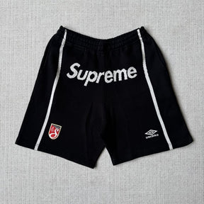 Conjunto Supreme x Umbro Zip Up Black