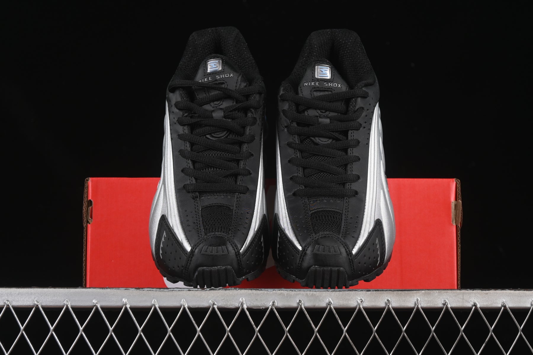 Nike Shox R4 Silver Black Psychic Blue
