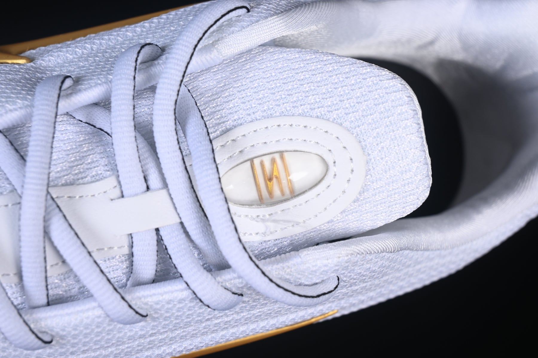 Nike Shox Z White Metalic Gold