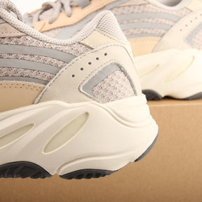 Adidas Yeezy 700 V2 Cream