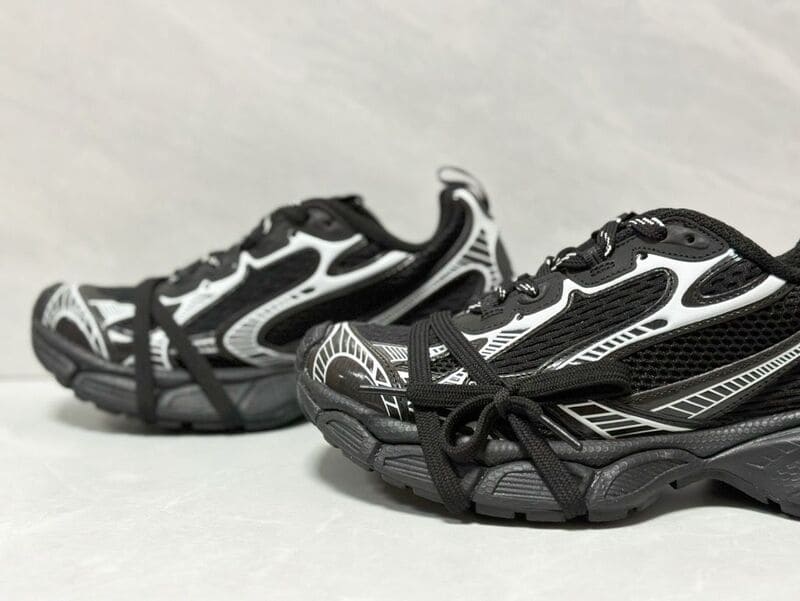 Balenciaga 3XL Black