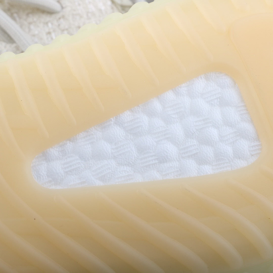 Adidas Yeezy 350 V2 Light