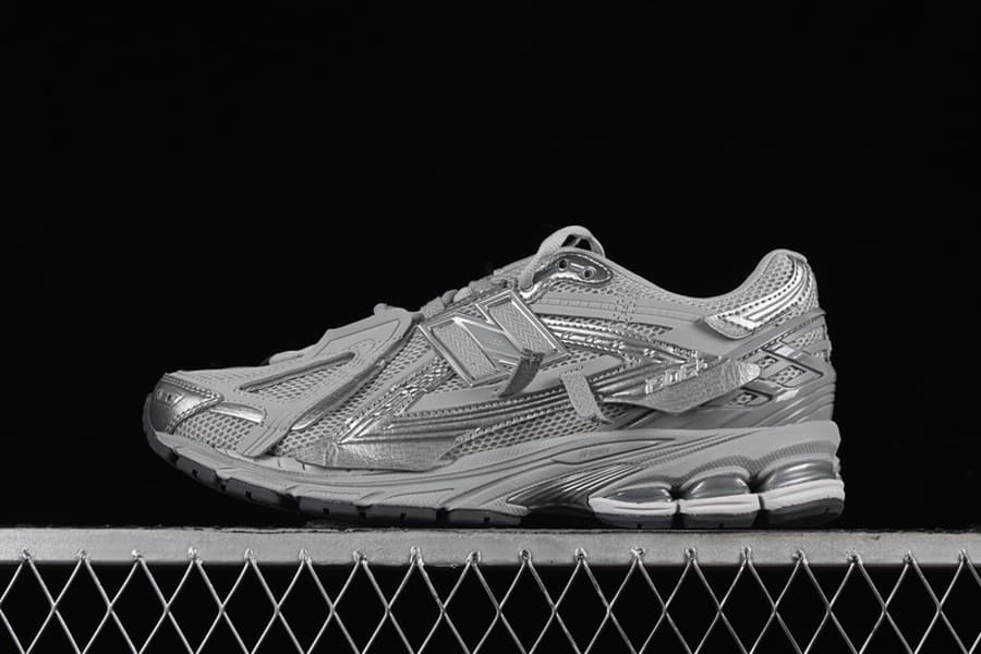 New Balance 1906A Concrete Silver Metallic