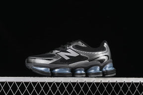 New Balance 2000 Black Grey