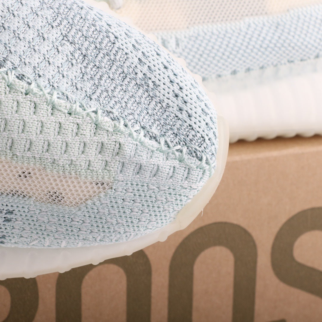 Adidas Yeezy 350 V2 Cloud White